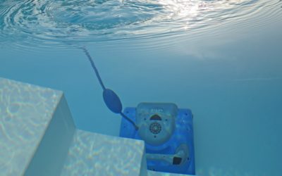 Nettoyer sa piscine avec un robot nettoyeur