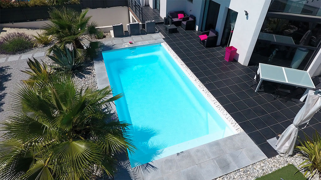 piscine kryptonite fond incline