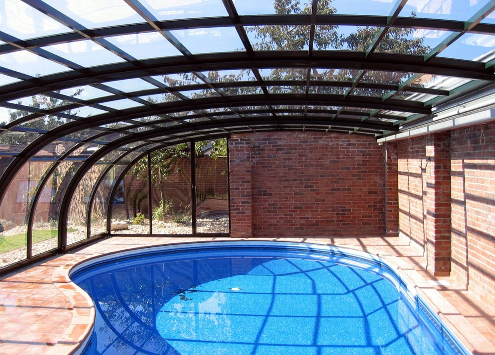 Abri-de-piscine-style-retractable-01